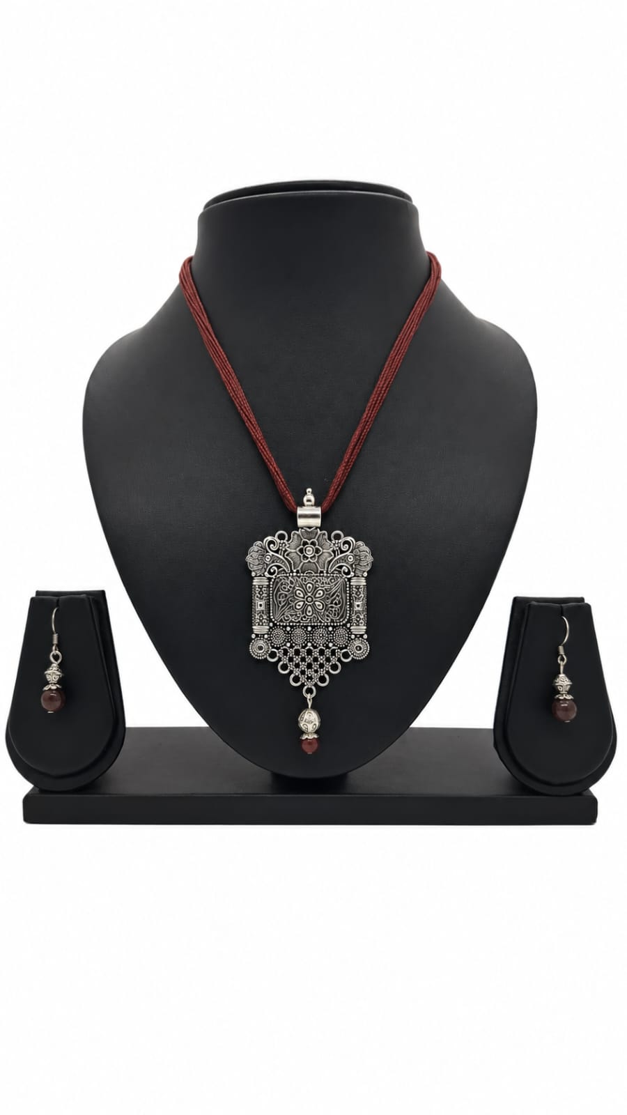 Dori pendant